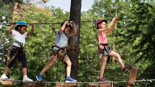 Wahana outbound untuk anak-anak yang aman dan menantang.